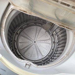 10円　洗濯機　２００６年製　７㎏　SHARPの画像