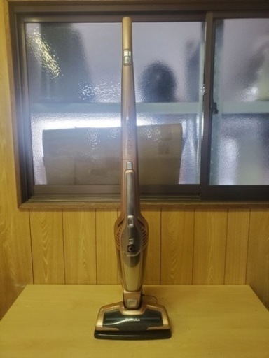 ET109番⭐️スティック掃除機⭐️