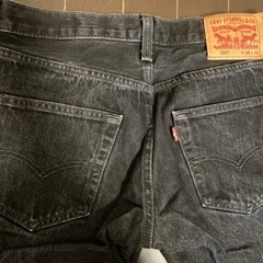 メンズ リーバイス ストレートジーンズの画像