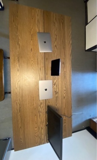 《7/8迄にお引き取り頂ける方》机 IKEA SJUHULT シューフルト　椅子付き