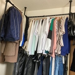 取引中　突っ張りハンガーラック