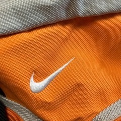 NIKE ナイキ　ボストンバック　オレンジの画像