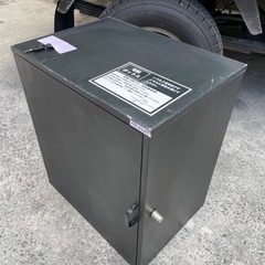 大容量 宅配ボックス 荷物受け1BOXタイプ スチール 置き型 鍵付き 盗難防止 通販用 ポスト 収納 キャビネット ラック 扉付 ロッカー No2427の画像