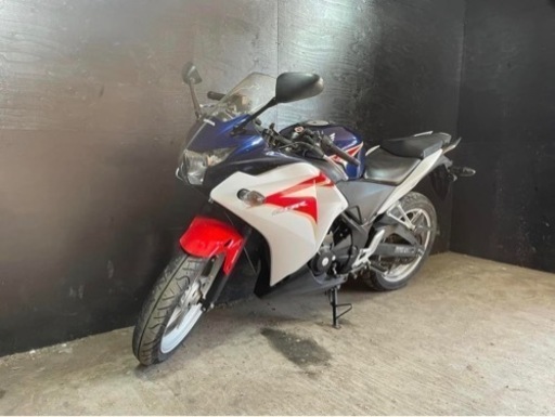 ★お支払総額14.8万円★ 買取強化中！どんな車両も1万円～保証します！ ホンダ CBR250R MC41 低走行！3000キロ台！激安CBR！ツーリングなどに♪