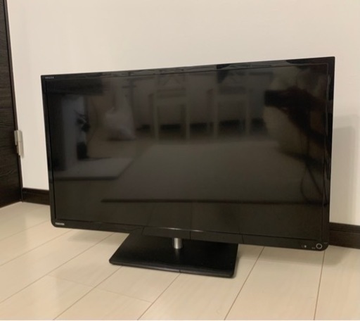 東芝　テレビ　32型