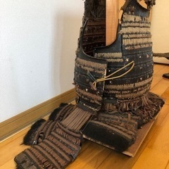 かなり古い甲冑です。決まりましたの画像