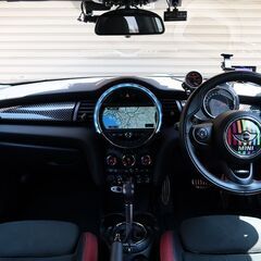 検査6年6月ジョンクーパーワークス 改造多数/ジオミックエアロ/レイズ鍛造18インチ/BCレーシング車高調/レースチップRS/ナビ/地デジ/Bカメラの画像