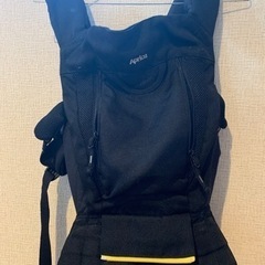 アップリカ　抱っこひも　コランビギ