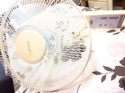 MATSUO  壁掛け型扇風機（リモコン付き）
