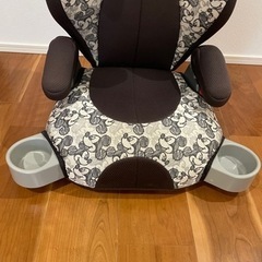 ミッキーのジュニアシートの画像