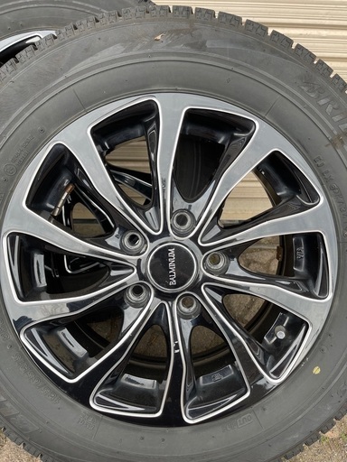 ブリヂストンスタッドレスVRX185/65/R15 4本本
