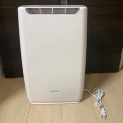 アイリスオーヤマ　コンパクト　除湿機の画像
