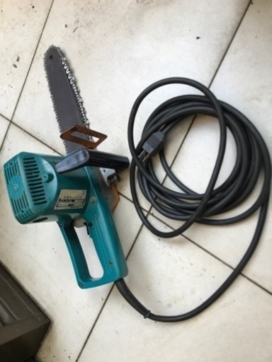 電動ノコギリ　大阪市西区