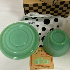 🔥🔥期間限定・特別価格🔥🔥 大人気 FireKing ファイヤーキング カップ＆ソーサー 1個 未使用品 一式揃い ジェードの画像