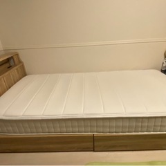 【お引き渡し確定済】ニトリ シングルベッドフレーム＆マットレスの画像