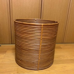 観葉植物 鉢カバー ＆ 未使用プランター2つの画像