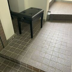 保育園で使っていたオルガンのいす上げます
