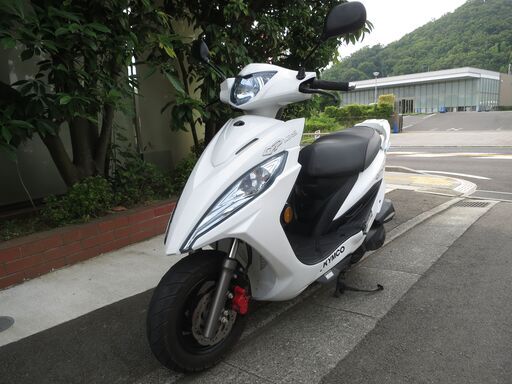 キムコ　GP125i 実働中古美車　バッテリーフル充電済　オイル交換後渡し　バフ磨き済み　ナンバー登録書類あり