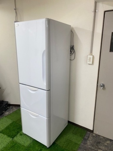 北九州市内配送無料　保証付き　日立 HITACHI R-S30YMVL-W [冷蔵庫