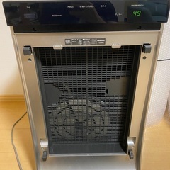 【近隣であれば自宅近くまでお届け致します】【美品】【フィルター汚れ少ない】Panasonic F-VXM90 空気清浄機の画像