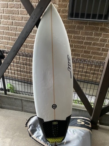 ビルト Bilt 中古サーフボード 5'6 スピットファイヤースティンガー　5フィン