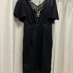 パーティードレス(レッド/ブラック)の画像