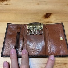 ルイヴィトン キーケースの画像