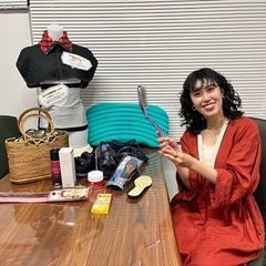 【ぽっちゃり女性モデル募集】下腹ペコラクスーツ着用前後カットモデルの画像