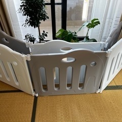 ベビーサークルの画像
