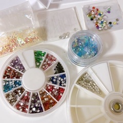 ネイルアート用品 ShinyCrystal ストーン ラメパウダー デコパーツの画像