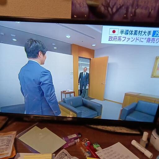 テレビ液晶