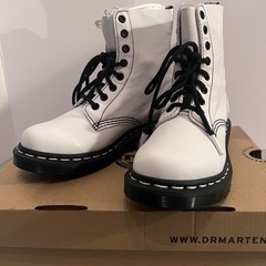 【新品】レディース Dr.Martens 1460 PASCAL 23cm US6 UK4の画像