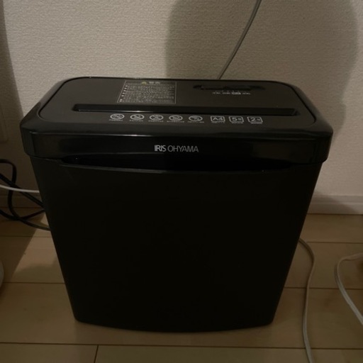 シュレッダーコンパクトサイズ