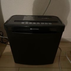 シュレッダーコンパクトサイズ