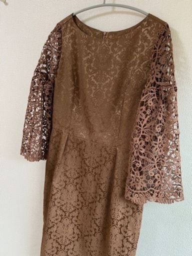 新品同様　Dress+  ドレスプラス　パーティードレス　ダマスク柄　ワンピース