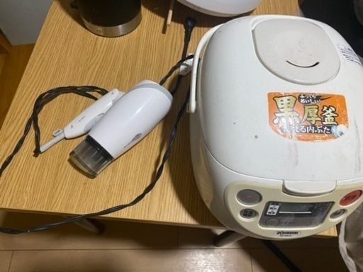 炊飯器(500円)➕ドライバー(1500円) 泉大津市内配送無料