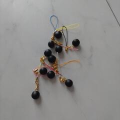 ムクロジの実のストラップ