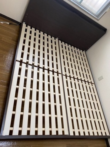 クイーンサイズベッド（組み立て・運搬手伝います）