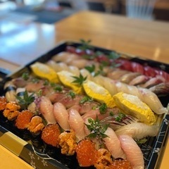 ホールスタッフ、キッチンスタッフ