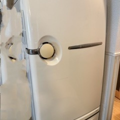 【決まりました】ナショナル　冷蔵庫　NR-B26B1-WH の画像