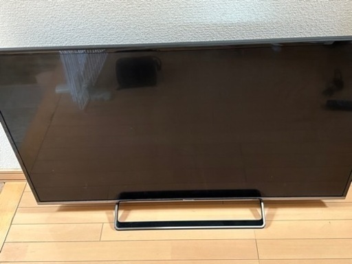 パナソニック　49型　LEDテレビ