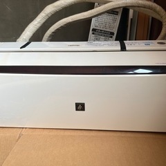 シャープのエアコンです