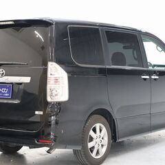 審査に自身が無い…まずはお気軽にお問合せを🙆‍♀️🎶【トヨタ　ヴォクシー　ＺＳ　煌２】の画像
