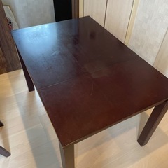 【無料！！】ニトリ　ダイニングテーブル