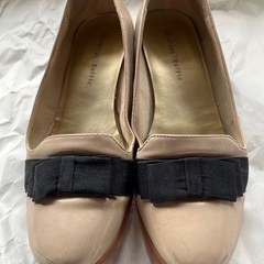 oriental traffic エナメルパンプスの画像