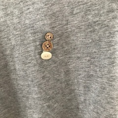 ユニクロ　レディース　Tシャツの画像
