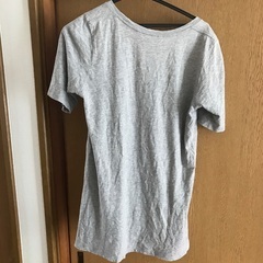 ユニクロ　レディース　Tシャツの画像