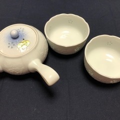 有田焼　透かし　急須と湯呑み2つセット