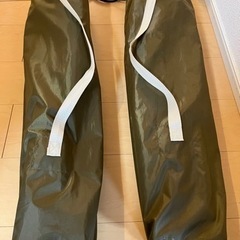 【お値下げしました】①DCM アーム付きスリムチェア/21N カーキ/チェア　1脚のみの画像
