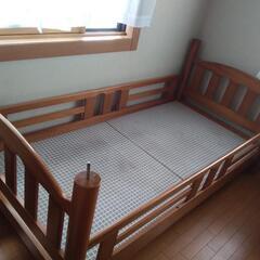 二段ベッドの下段
